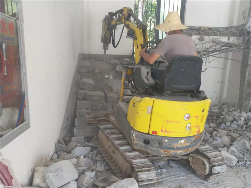 出租久保田15小挖机